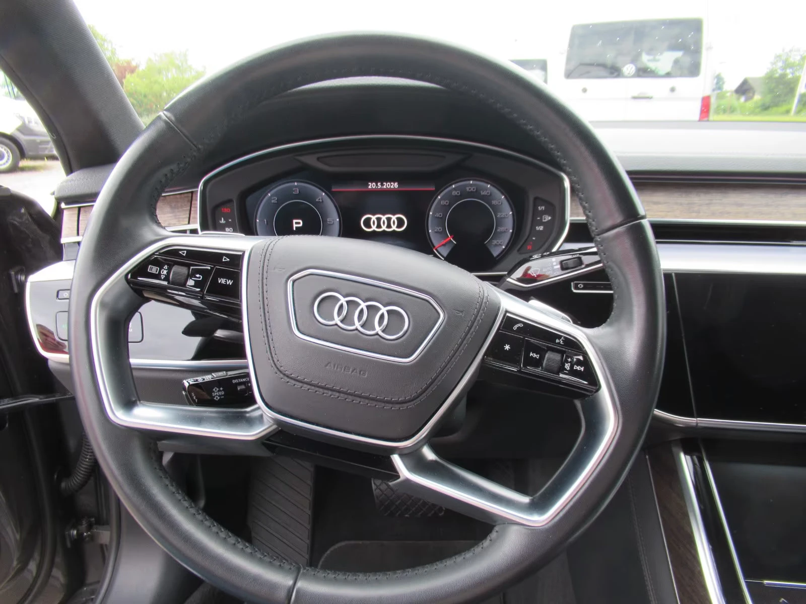 2018 Audi A8 50TDI 286HP MASSAGE AHK PANO HUD MEMO B&O 465q — 9