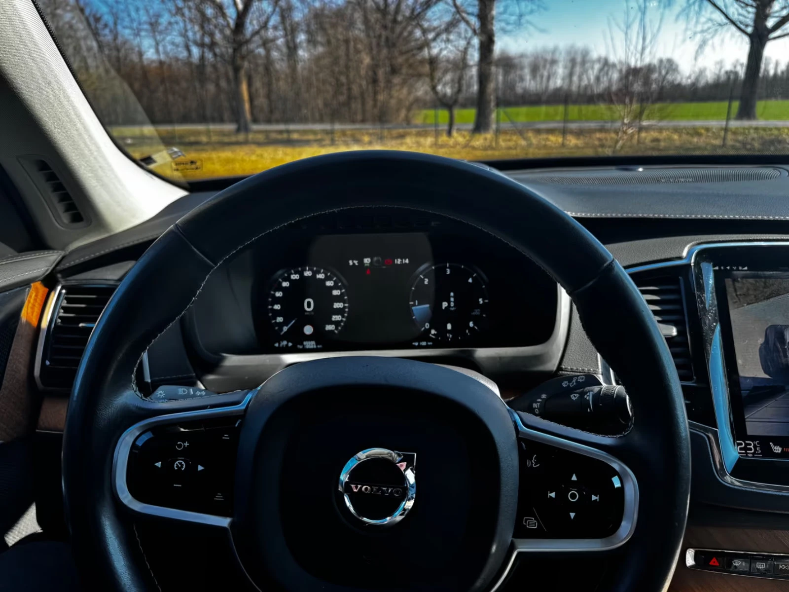 2020 Volvo XC90 INSCRIPTION 235HP 7S PANO 360 H&K MEMO HUD 301gpr — 11