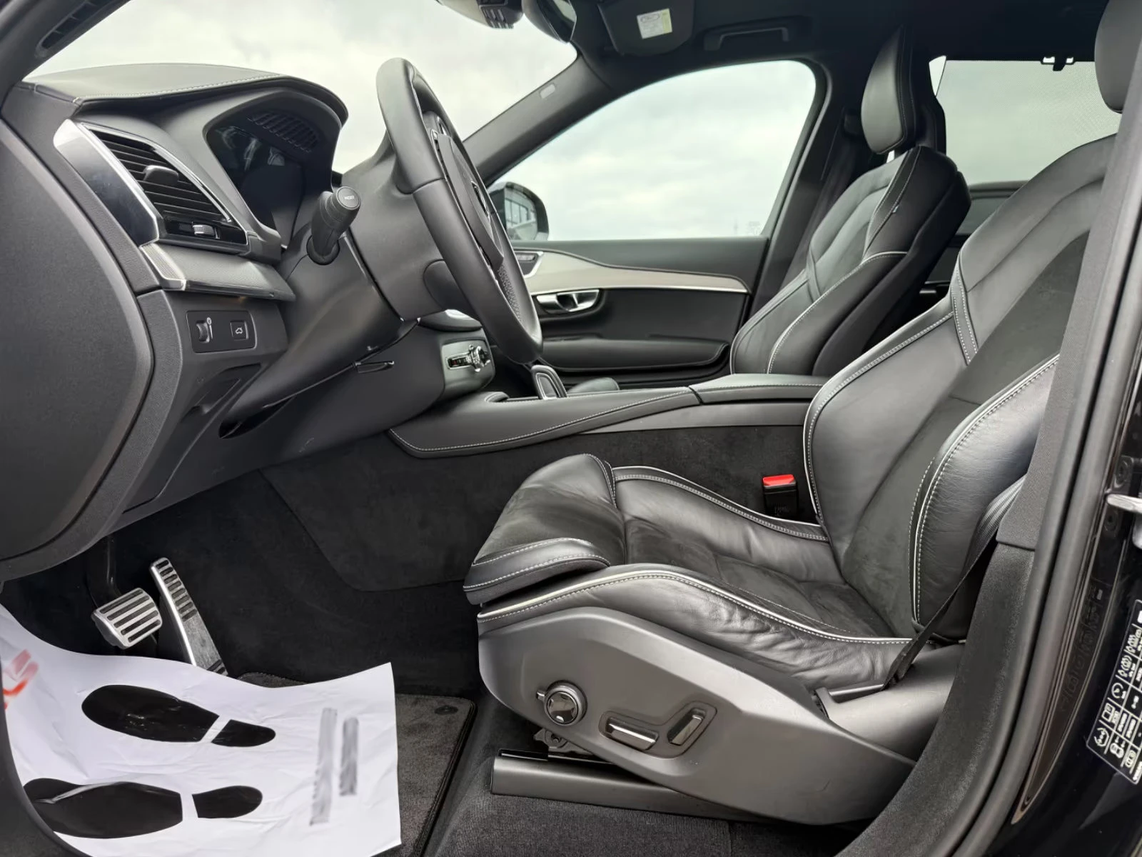 2021 Volvo XC90 B5 R-DESIGN 235HP MEMO CAM NAVI AHK 302gpr — 7