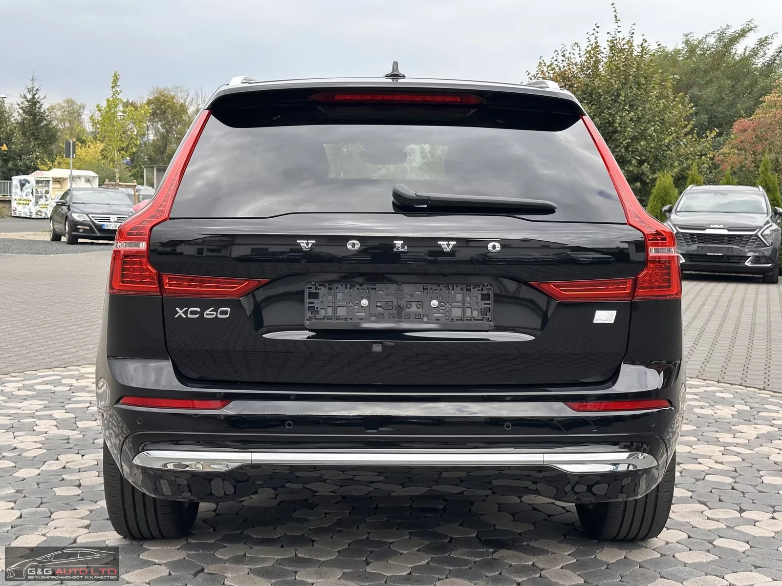 2022 Volvo XC60 INSCRIPTION 398HP PANO MEMO 360 LED DIGI 412g — 8