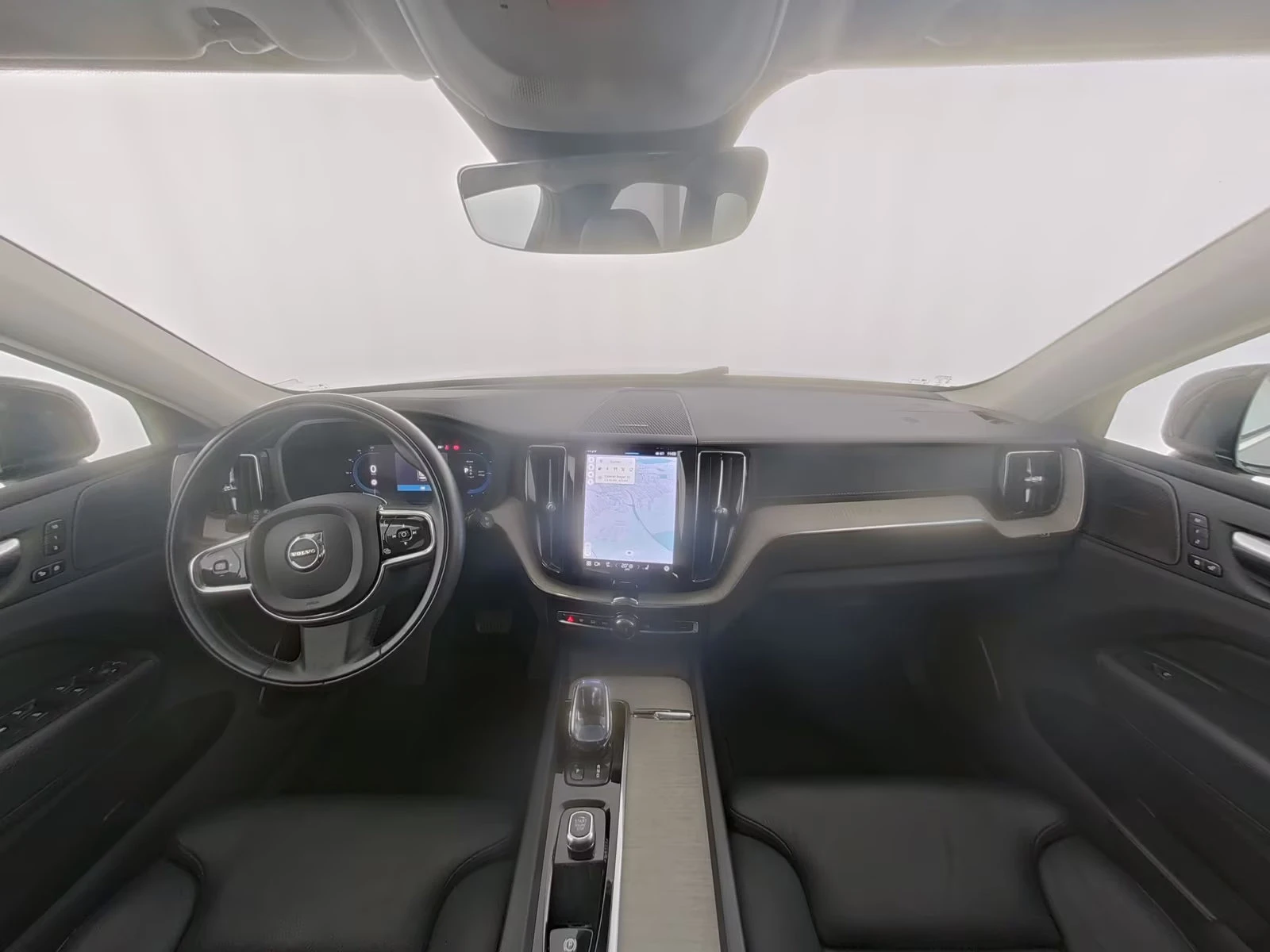 2022 Volvo XC60 INSCRIPTION 398HP PANO MEMO 360 LED DIGI AHK 418g — 10