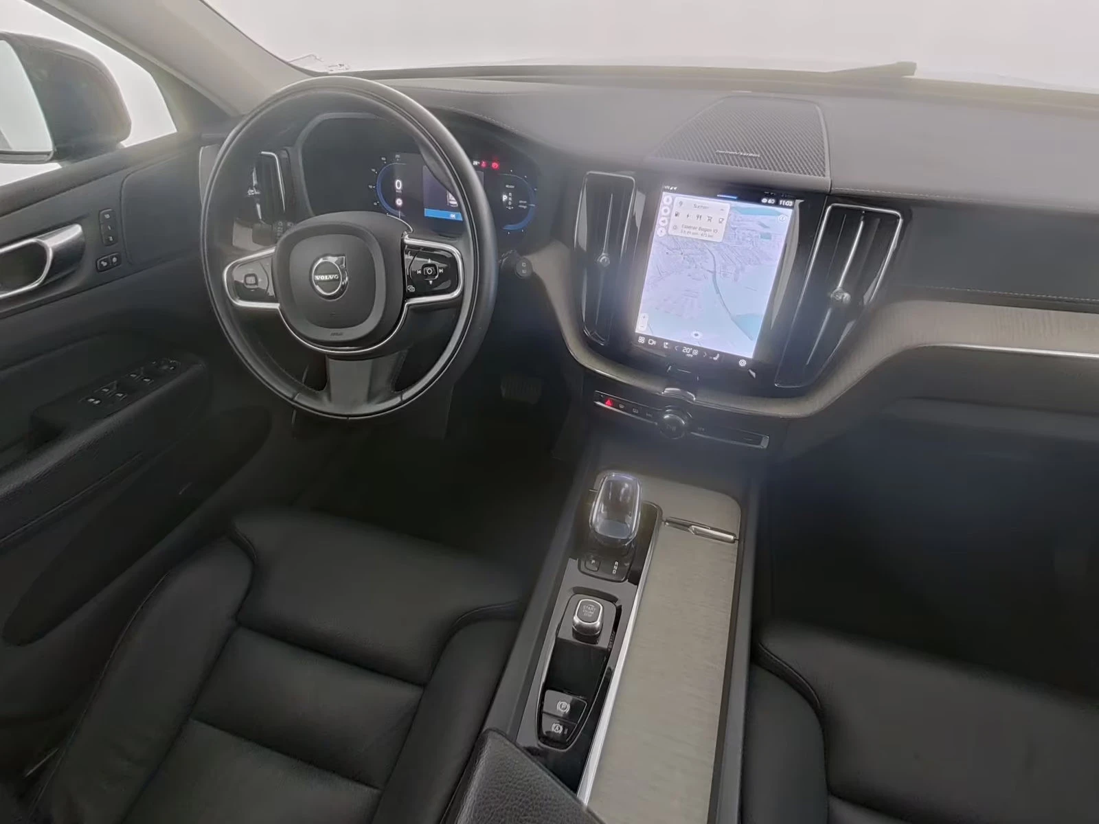2022 Volvo XC60 INSCRIPTION 398HP PANO MEMO 360 LED DIGI AHK 418g — 11