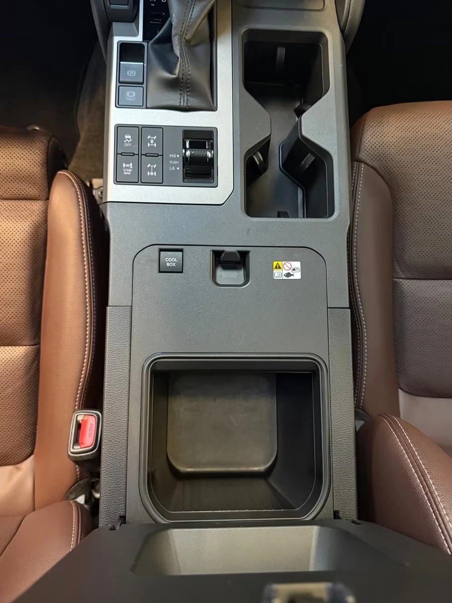 2025 Toyota Land Cruiser LC250 205HP TEC-EDITION 7S PANO HUD JBL 360 588g — 12