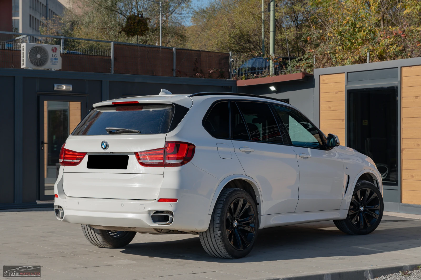 2015 BMW X5 40d 313HP xDRIVE M-PACK HEAD-UP PANORAMA ОБДУХВАНЕ — 6