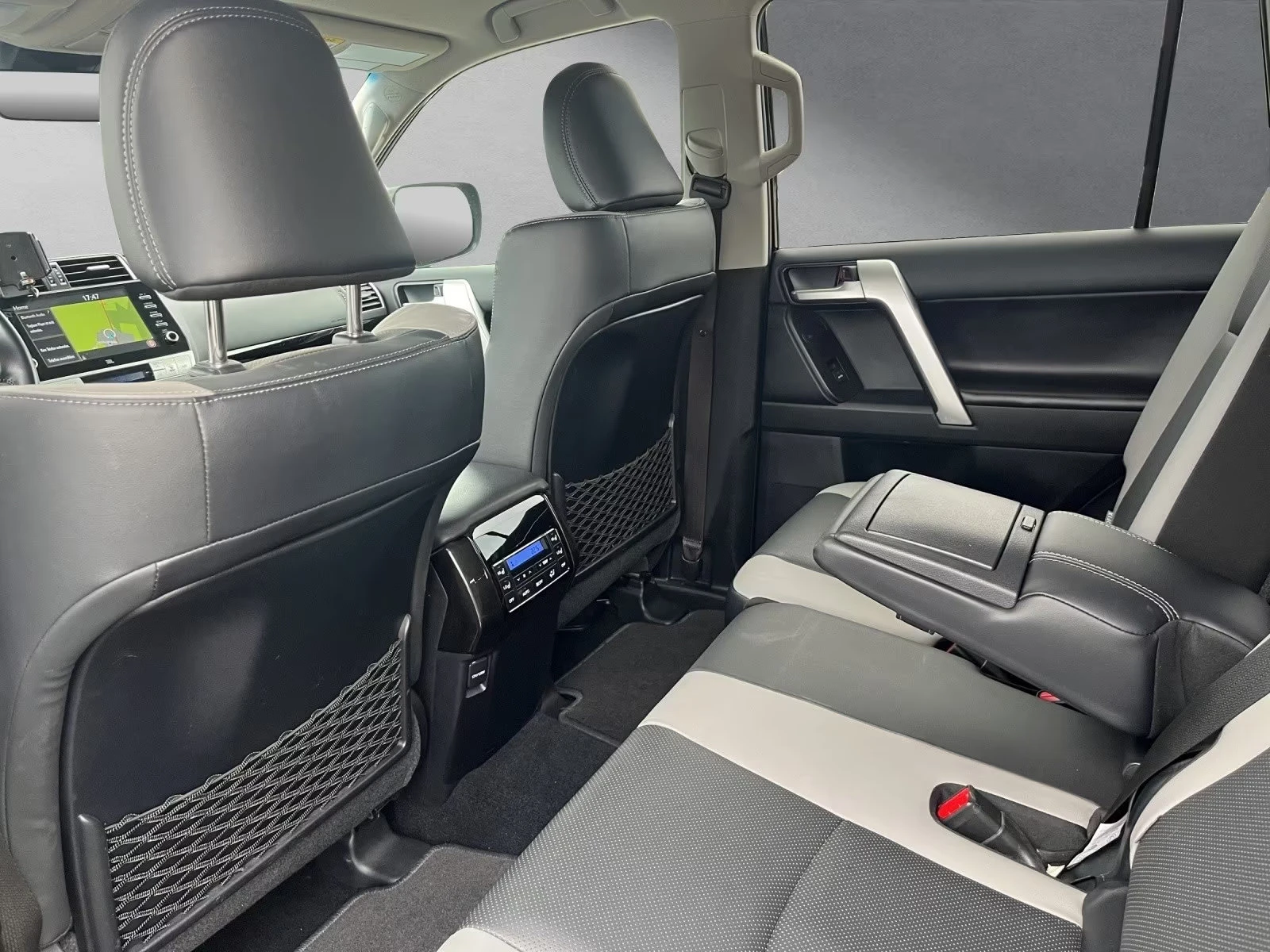 2024 Toyota Land Cruiser TEC-EDITION 204HP 360 AHK NAVI LED KLESS ACC 681g — 14
