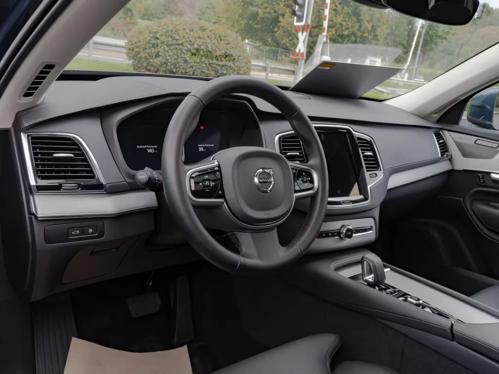 2024 Volvo XC90 PLUS-BRIGHGT 455HP 7S T8 360 PANO MEMO LED 686g — 6