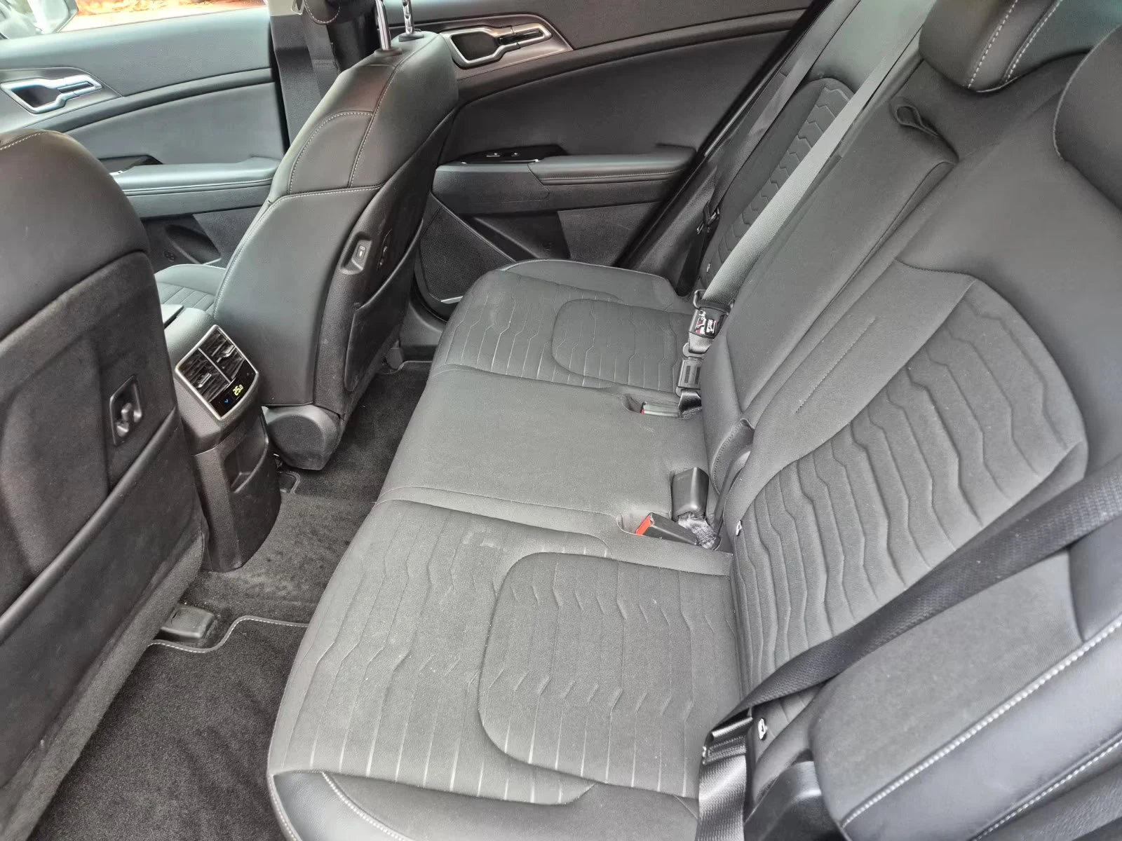 2022 Kia Sportage 1.6PHEV 265HP SPIRIT AWD CAM NAVI KLESS CPLAY 803g — 15