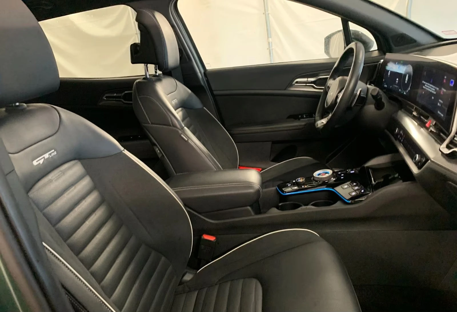 2022 Kia Sportage 1.6PHEV 265HP GT-LINE 4WD PANO 360 H&K MEMO 804g — 11