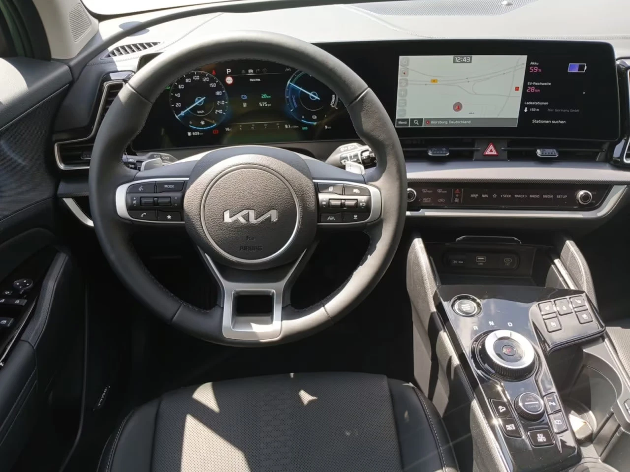 2025 Kia Sportage 1.6PHEV 265HP PANO CAM NAVI ACC LED KLESS 807g — 10