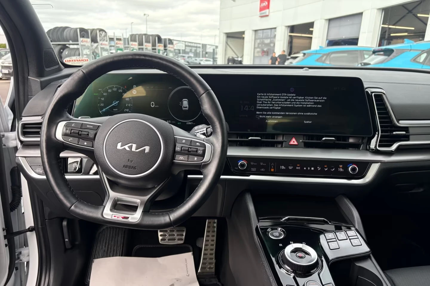 2025 Kia Sportage 1.6PHEV 252HP GT-LINE PANO MEMO 4WD LED 808g — 11