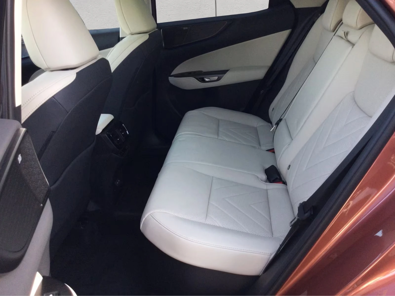 2026 Lexus NX 450 h+ НОВ! LUXURY ВС. ЕКСТРИ ИЗБОР ЦВЯТ M.LEV 149h — 13