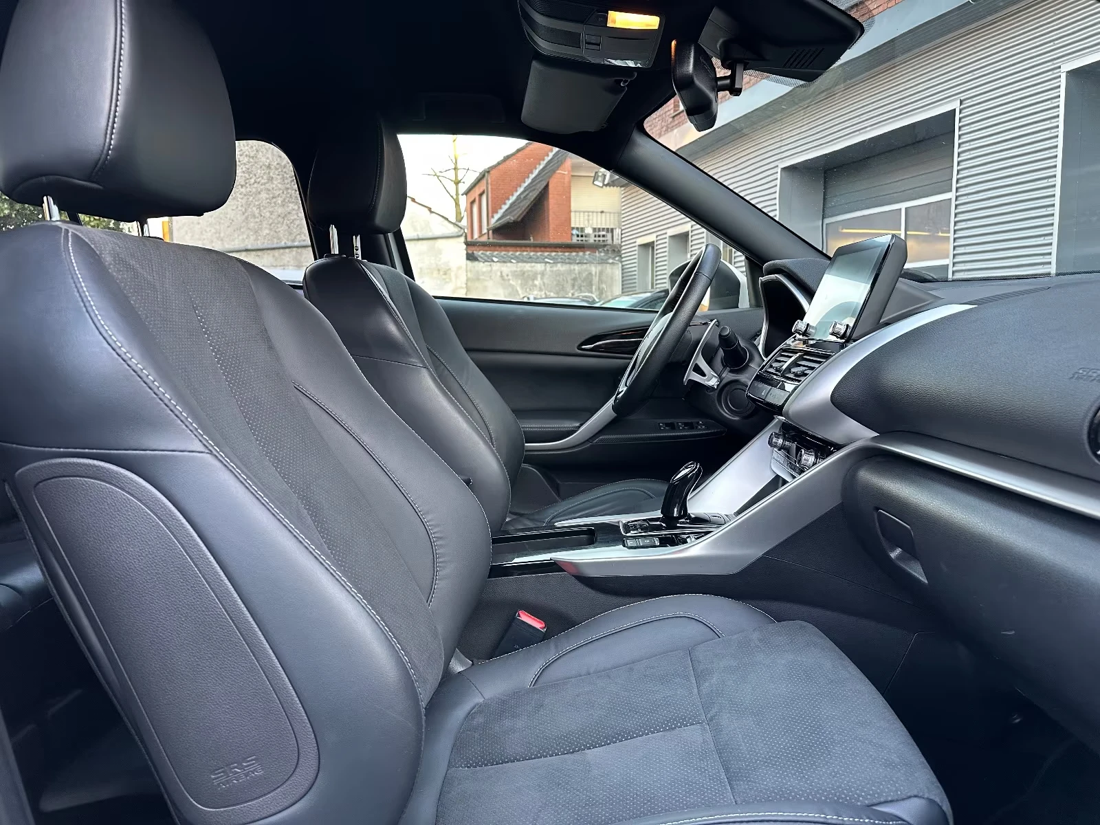2022 Mitsubishi Eclipse Cross PLUS 188H DISTR NAVI CAM 152h — 12