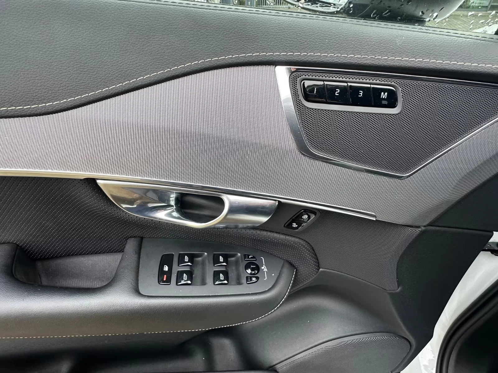 2022 Volvo XC90 R-DESIGN 235HP 7S AWD CAM MEMO NAVI LED 910g — 10