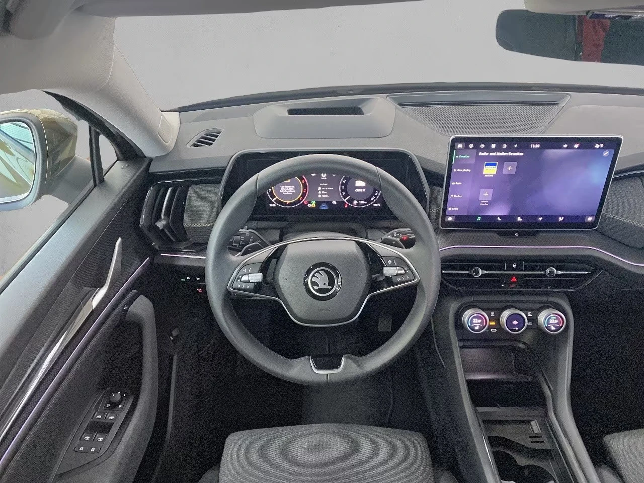 2024 Skoda Kodiaq 2.0 150HP SELECT NAVI CAM LED 153z — 11