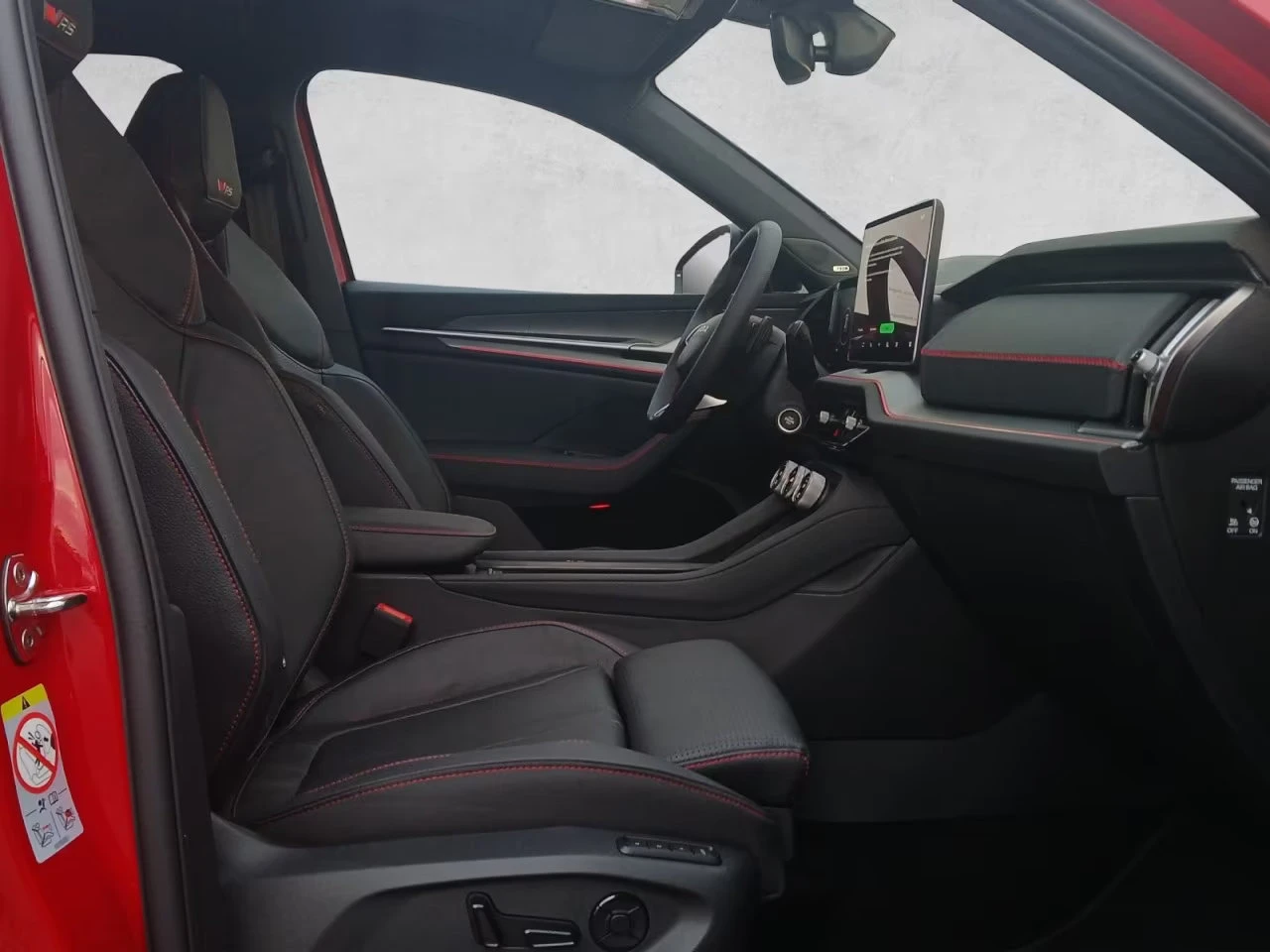 2025 Skoda Kodiaq RS 265HP 4X4 PANO MATRIX 360 ACC 160z — 13