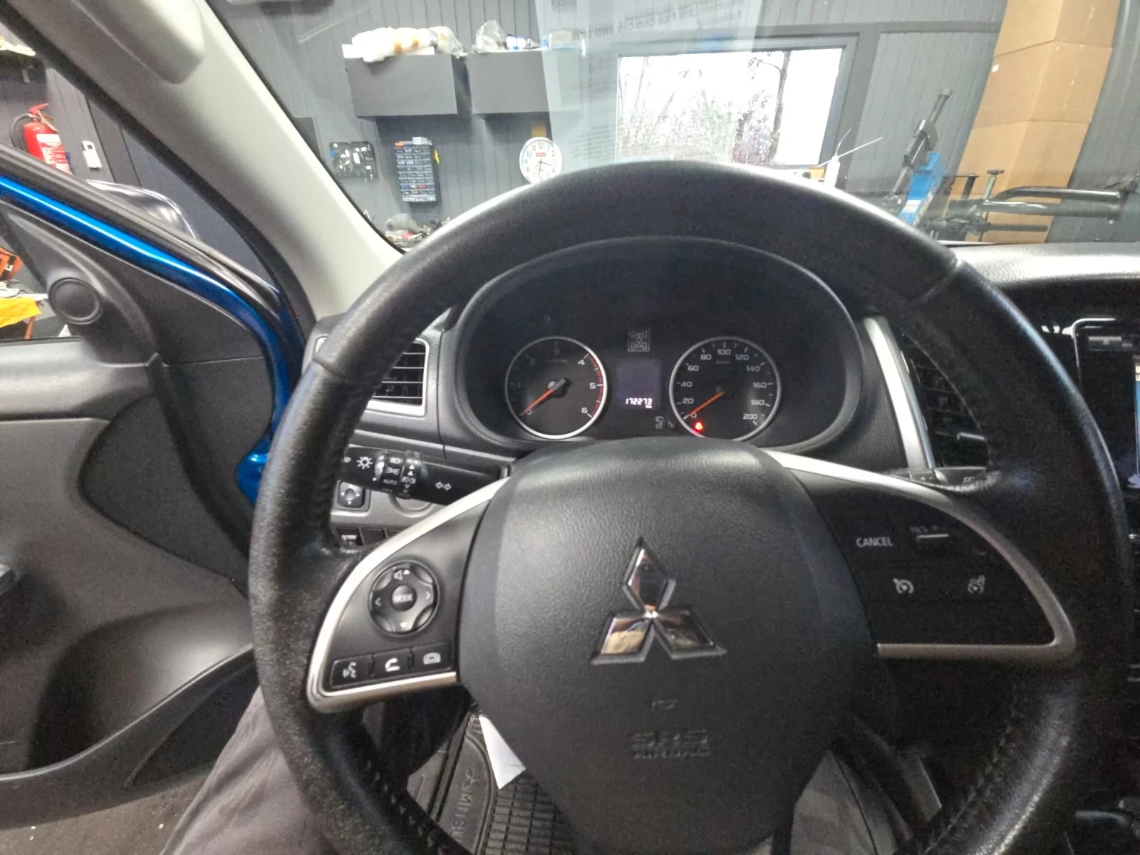 2016 Mitsubishi L200 PLUS CLUB CAB 181HP 4X4 CAM 165h — 7