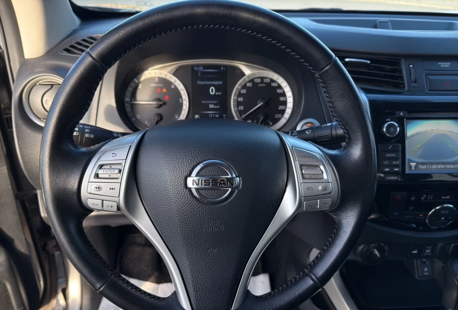 2018 Nissan Navara NP300 190HP TEKNA DOUBLE-CAB 4X4 360 AHK 970g — 10