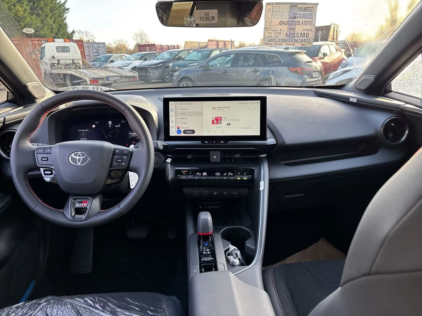 2026 Toyota C-HR НОВ!2.0HEV 197HP GR-SPORT 4X4 360 ACC 316z — 11