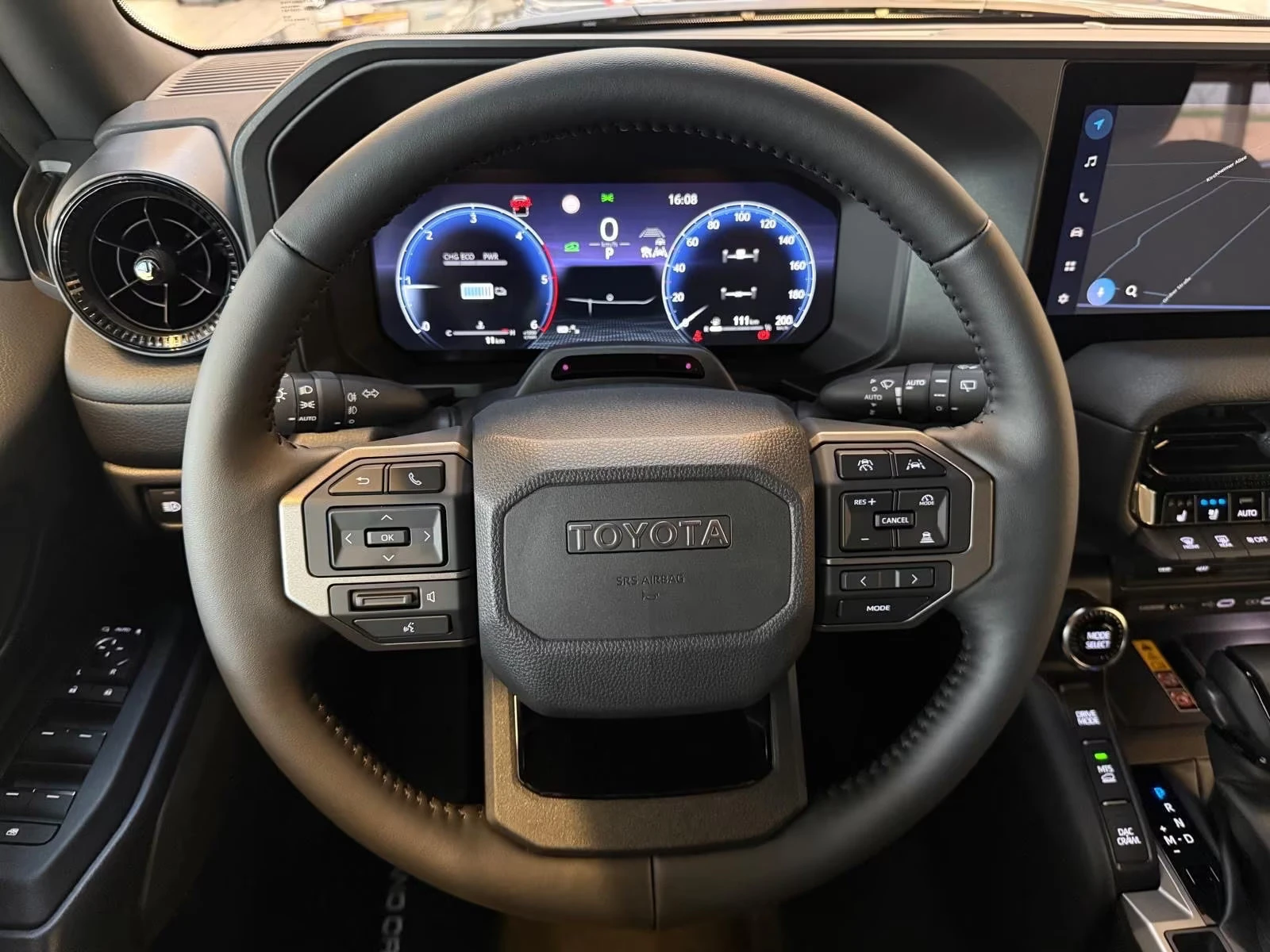 2026 Toyota Land Cruiser НОВ! LC250 204HP EXECUTIVE 360 NAVI LED KLESS 202q — 9
