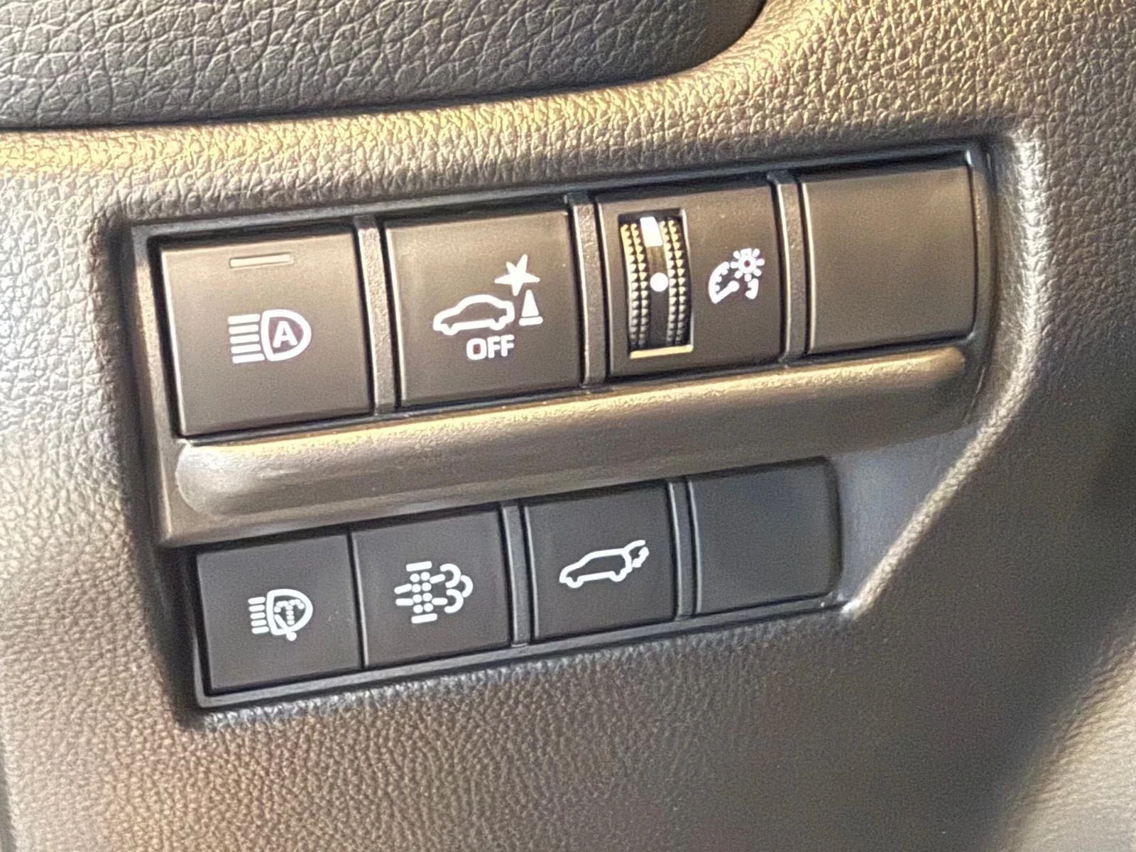 2026 Toyota Land Cruiser НОВ! LC250 204HP EXECUTIVE 360 NAVI LED KLESS 202q — 12