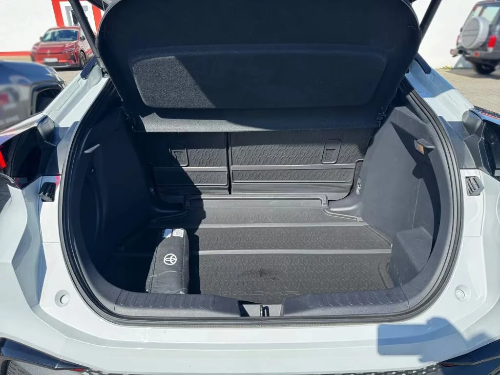 2024 Toyota C-HR 2.0HEV 197HP GR-SPORT AWD 360 NAVI CPLAY 237q — 16
