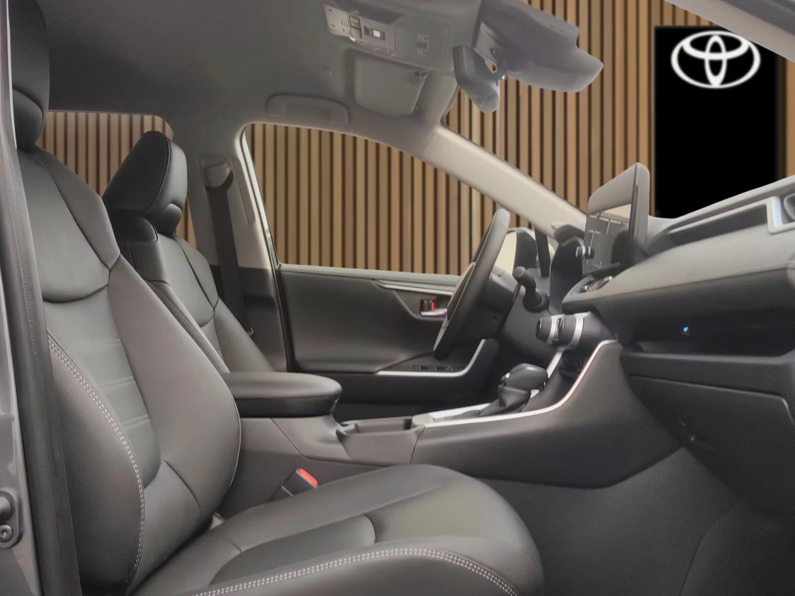 2025 Toyota RAV4 НОВ!GR-SPORT 222HP 4X4 360 JBL HUD KLESS 377z — 9