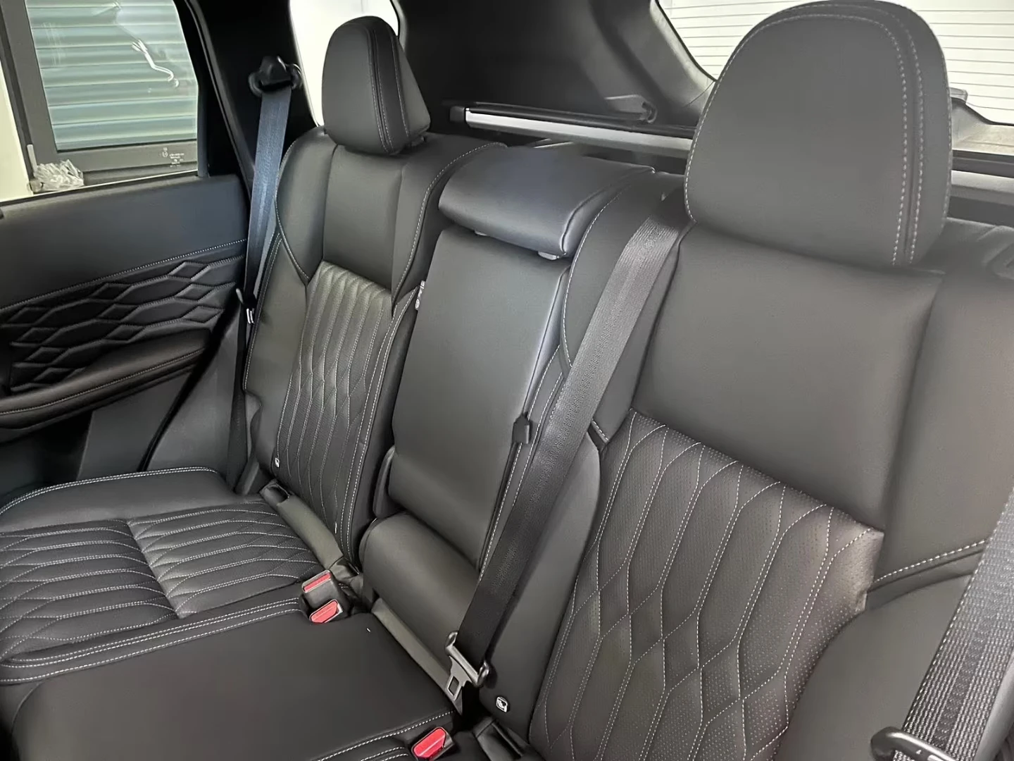 2025 Mitsubishi Outlander 2.4PHEV 306HP TOP PANO 360 HUD YAMAHA 202h — 10
