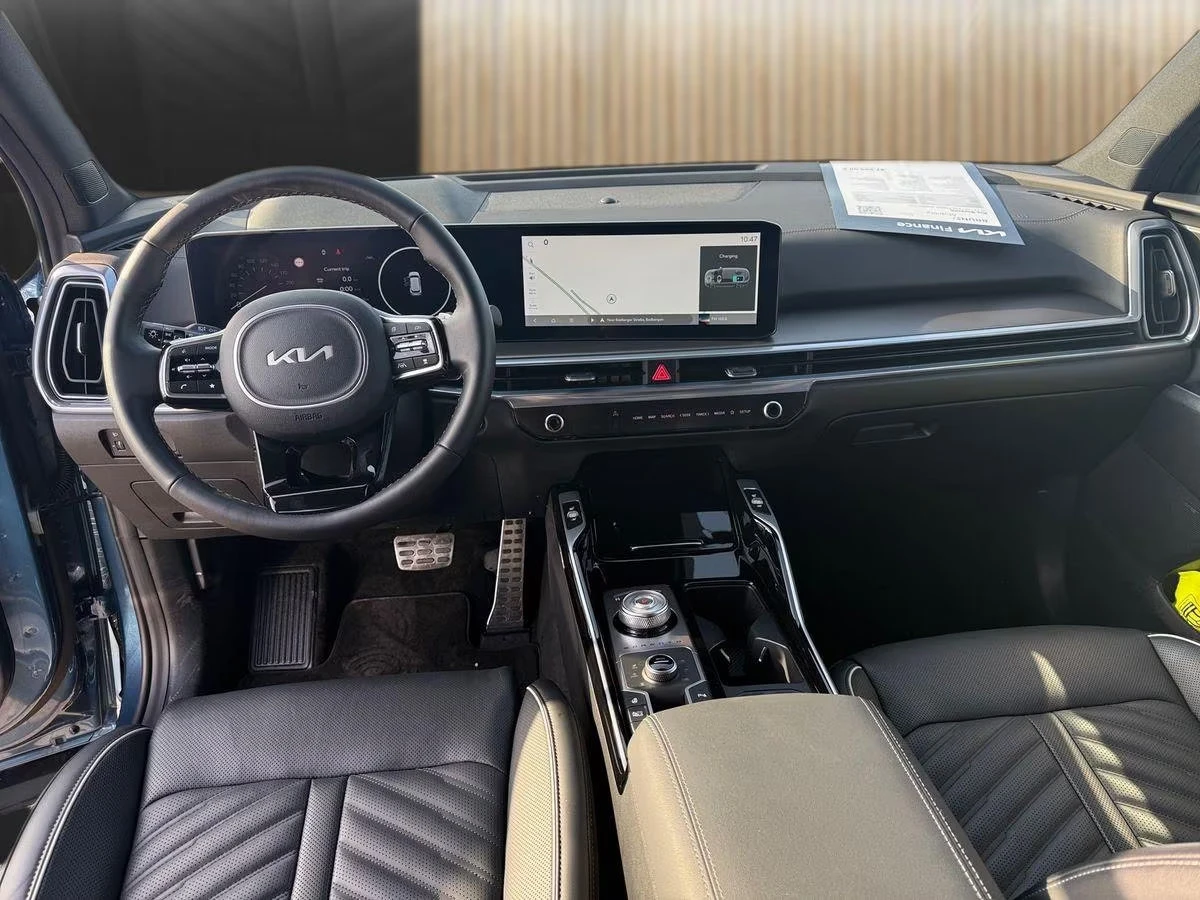 2025 Kia Sorento 1.6HEV 215HP PLATINUM 360 4X4 HUD PANO BOSE 396z — 8