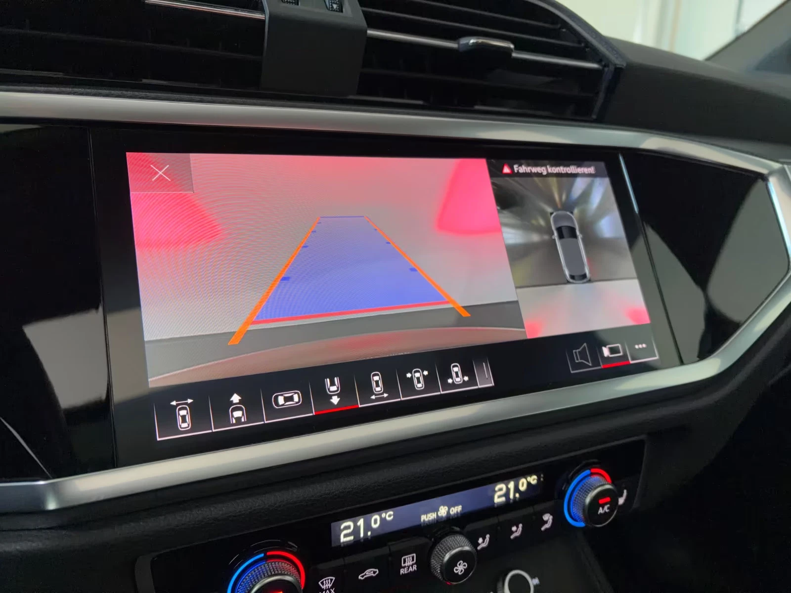 2021 Audi Q3 Sportback 40TFSI 190HP S-LINE PANO 360 SONOS 274q — 13