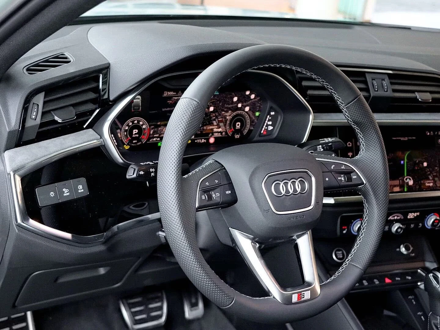 2025 Audi Q3 Sportback 35TFSI 150HP S-LINE PANO 360 MEMO DIGI CPLAY 276q — 8
