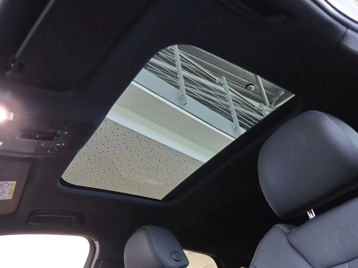2025 Audi Q3 Sportback 35TFSI 150HP S-LINE PANO 360 MEMO DIGI CPLAY 276q — 10