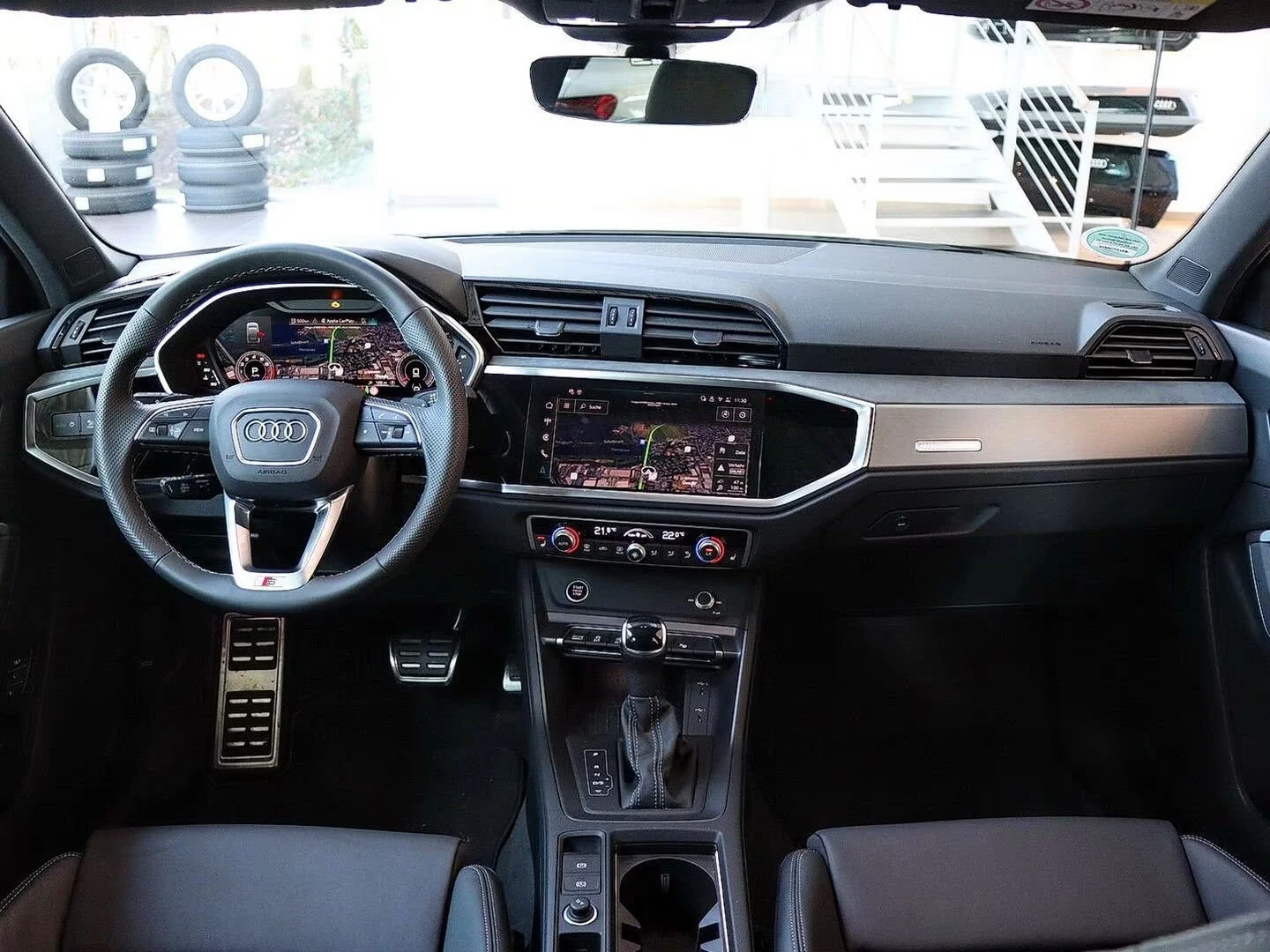 2025 Audi Q3 Sportback 35TFSI 150HP S-LINE PANO 360 MEMO DIGI CPLAY 276q — 7