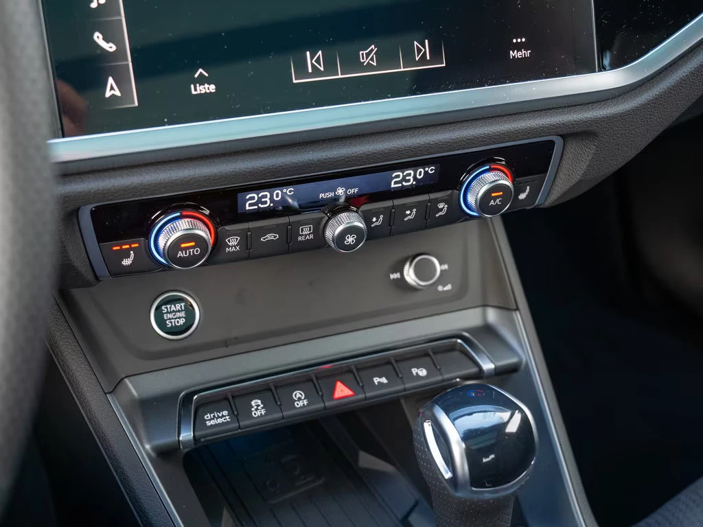 2025 Audi Q3 40TFSI 190HP QUATTRO 360 PANO SONOS MEMO 277q — 10