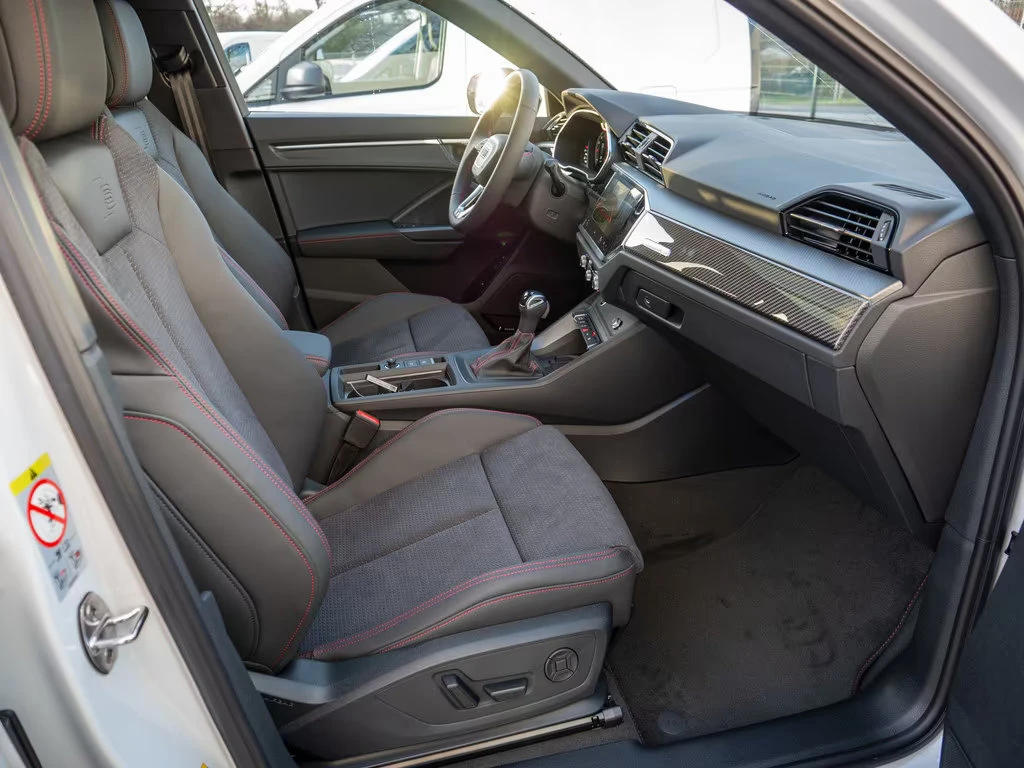 2025 Audi Q3 40TFSI 190HP QUATTRO 360 PANO SONOS MEMO 277q — 13