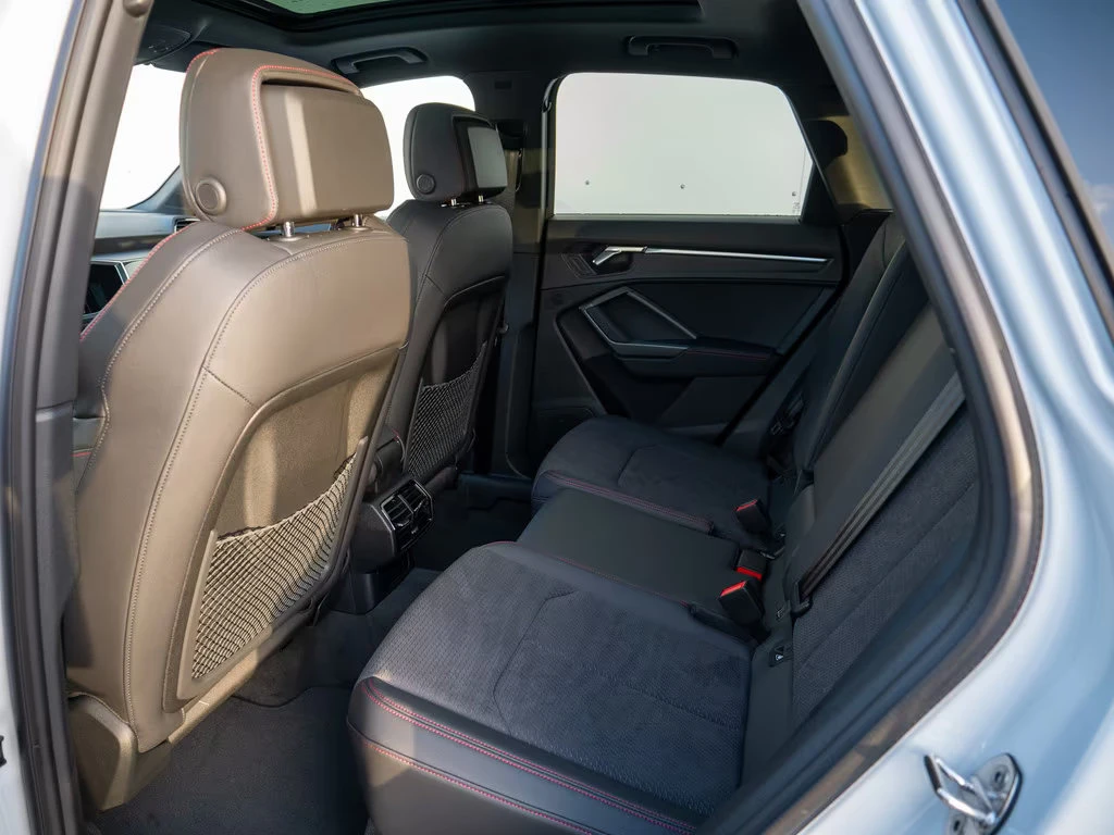 2025 Audi Q3 40TFSI 190HP QUATTRO 360 PANO SONOS MEMO 277q — 15