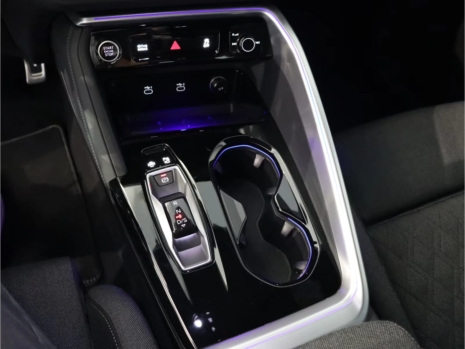 2025 Audi Q5 40TFSI 204HP S-LINE DIGITAL CAM KLESS ACC 403z — 16