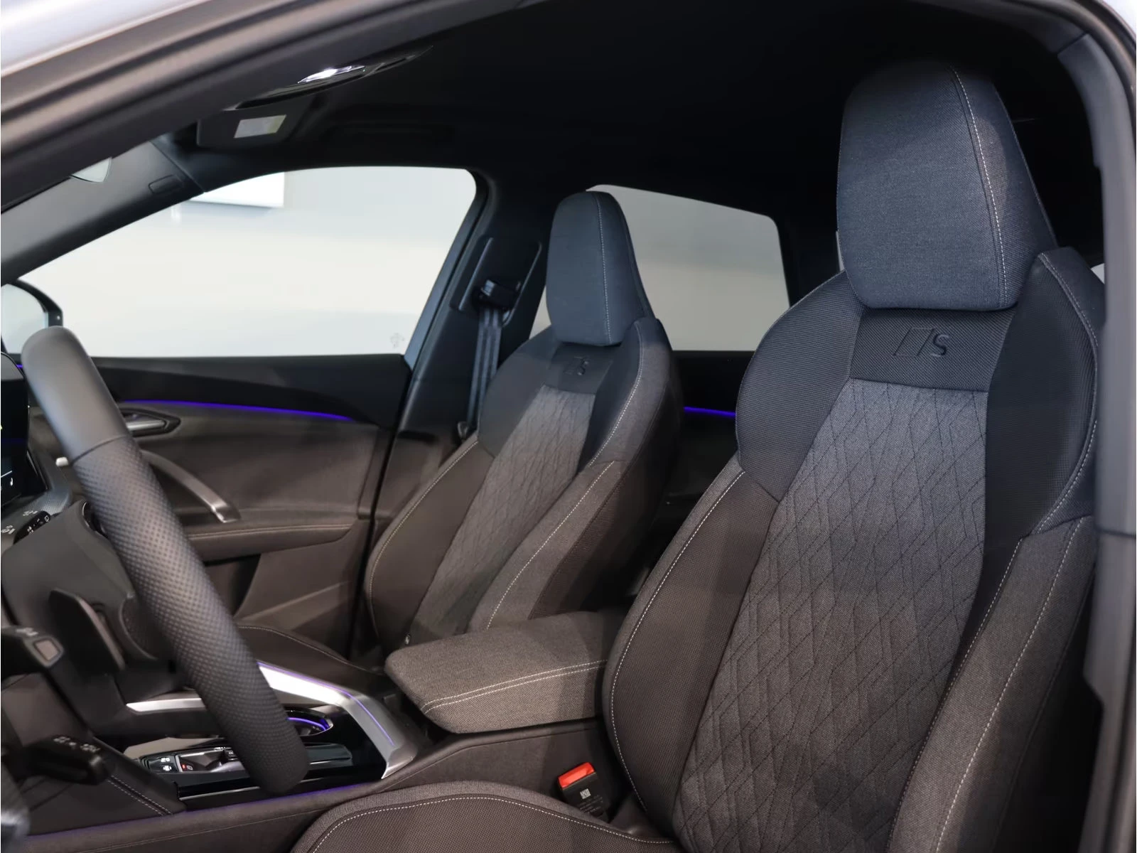 2025 Audi Q5 40TFSI 204HP S-LINE DIGITAL CAM KLESS ACC 403z — 10