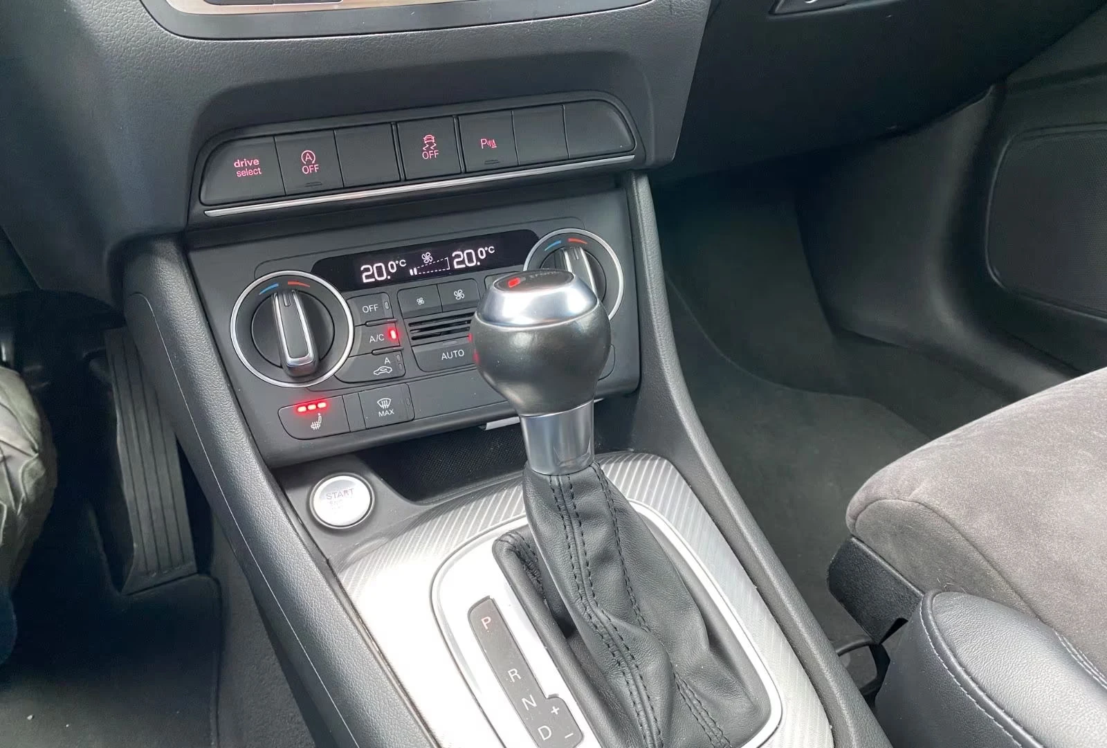 2016 Audi Q3 QUATTRO 184HP S-LINE AHK LED NAVI 278q — 12