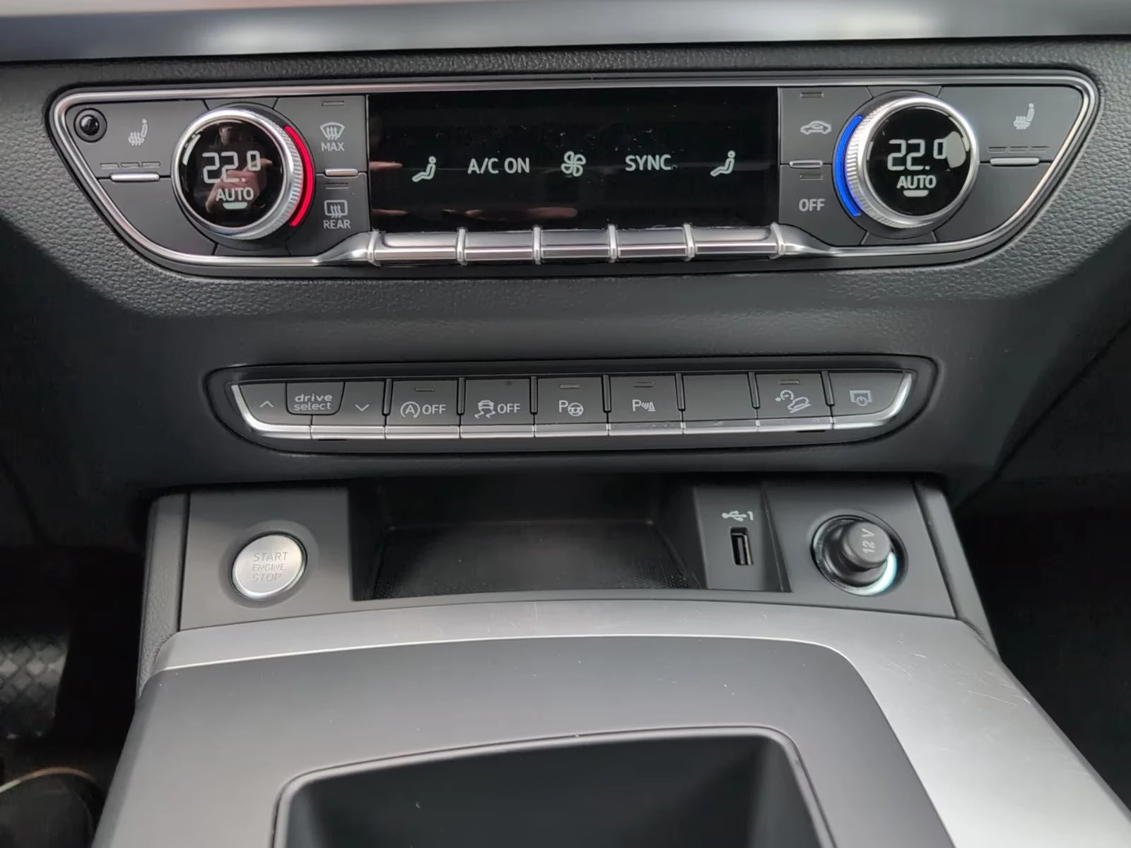 2024 Audi Q5 QUATTRO 265HP STRONIC BLACK PANO 360 MEMO AHK 279q — 12