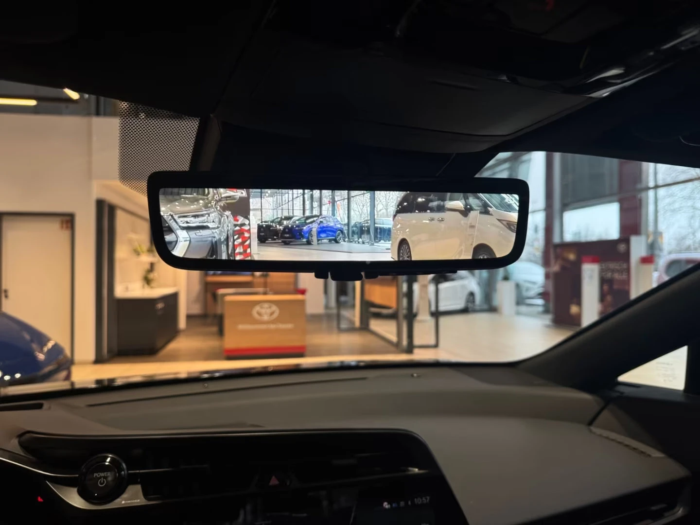 2026 Lexus RZ 500e 381HP LUXURY 360 PANO 406z — 16