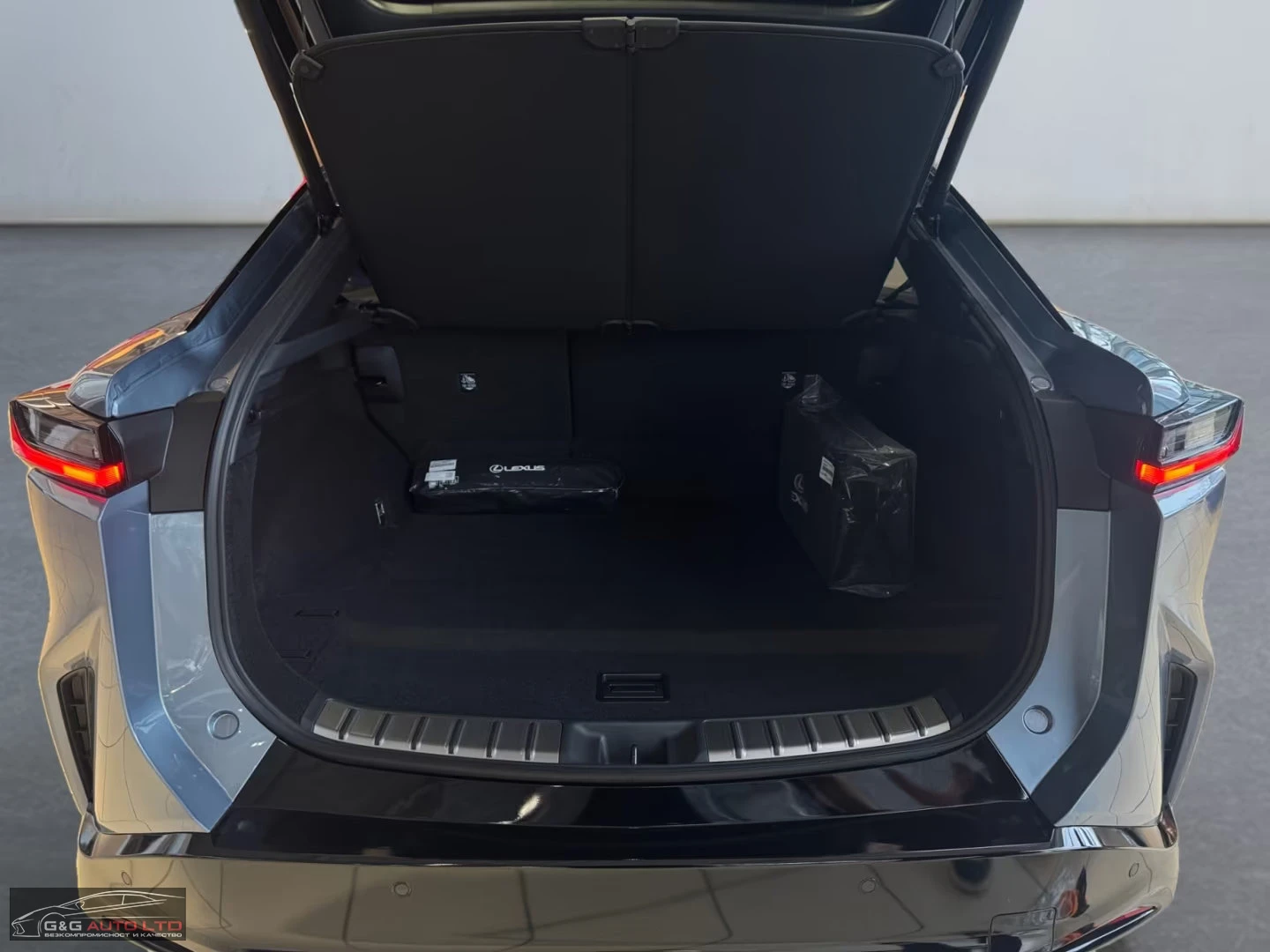 2026 Lexus RZ 500e 381HP LUXURY 360 PANO 406z — 9