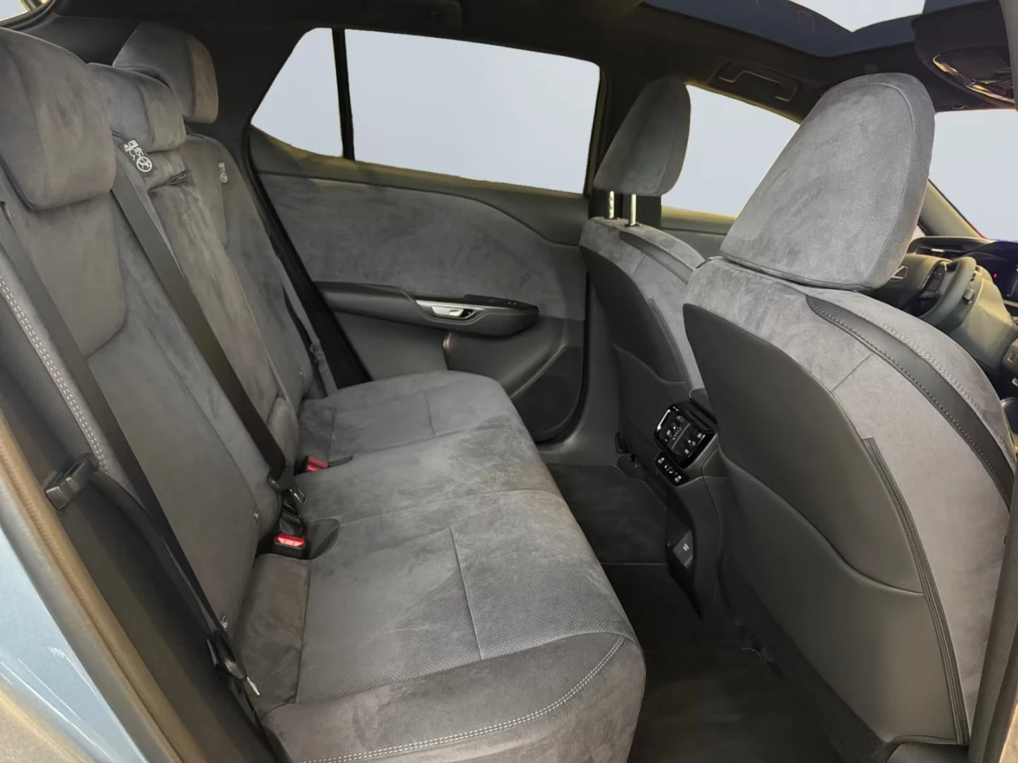 2026 Lexus RZ 500e 381HP LUXURY 360 PANO 406z — 14