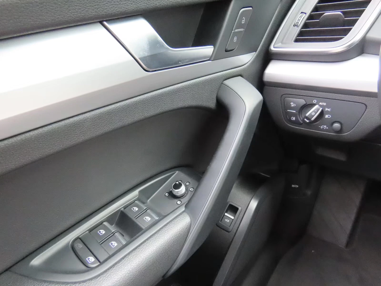2020 Audi Q5 40TDI 190HP STRONIC QUATTRO LED NAVI KLESS 283q — 13