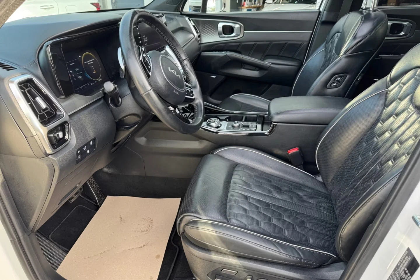 2022 Kia Sorento PHEV 265HP PLATINUM PANO 360 MEMO BOSE 311q — 6