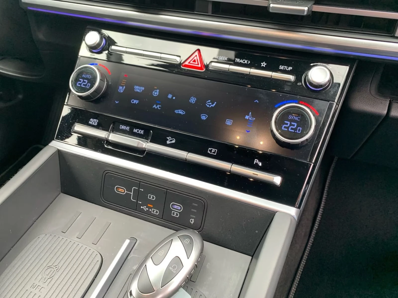 2025 Hyundai Santa Fe SIGNATURE 215HP DIGI 360 KLEES LED NAVI CPLAY 329q — 12