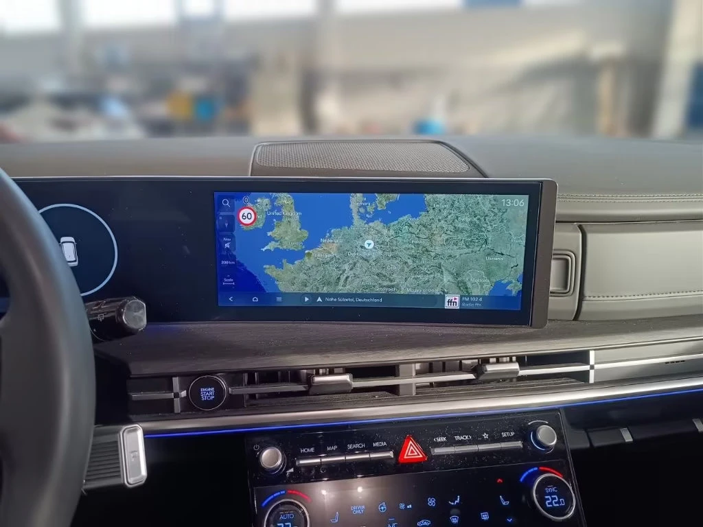 2025 Hyundai Santa Fe SIGNATURE 215HP MEMO 360 NAVI KLESS DIGI 330q — 9