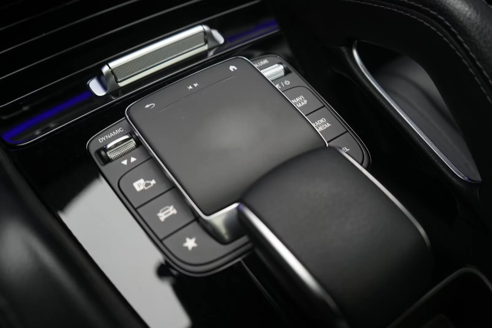 2021 Mercedes-Benz GLE 350 de 4MATIC 320HP PANO CAM NAVI LED DIGI KLESS 348q — 10