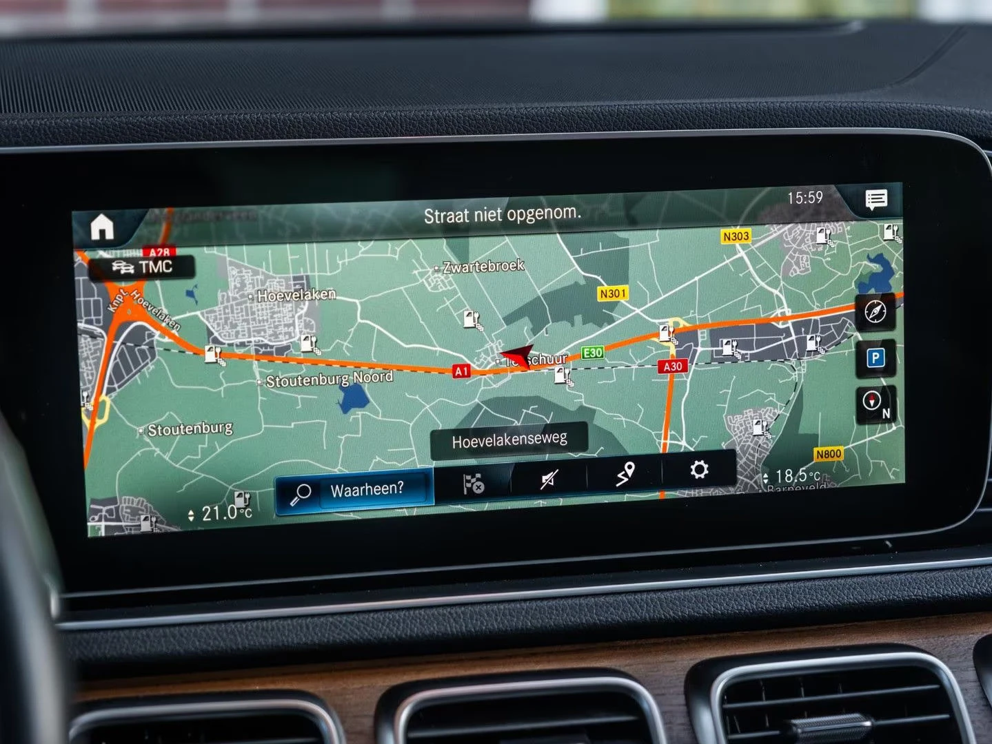 2022 Mercedes-Benz GLE 350 de 4MATIC 320HP AMG PREMIUM PANO DIGI AHK CAM 352q — 11