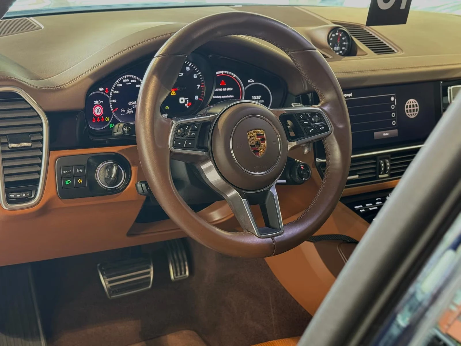 2023 Porsche Cayenne GTS 460HP PANO ОБДУХ 360 ACC MEMO 454z — 8