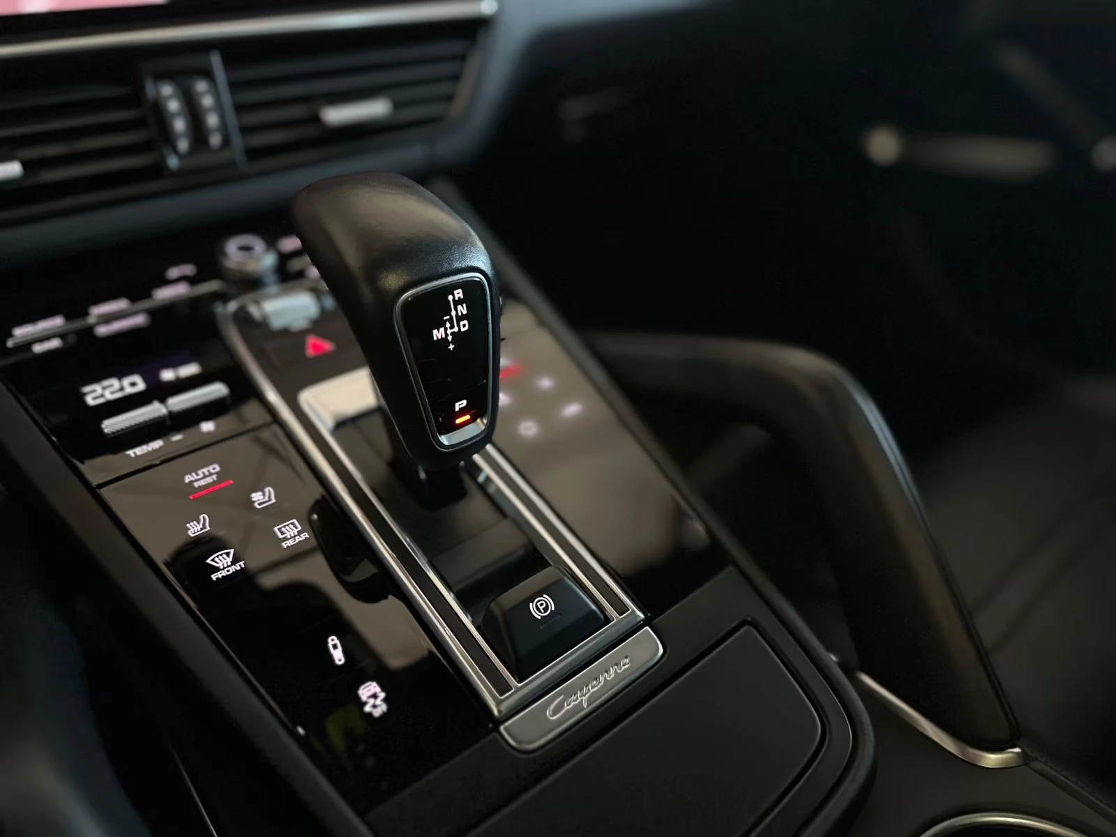 2020 Porsche Cayenne TURBO 549HP COUPE S.CLOSE PANO BOSE 360 HUD 353q — 10